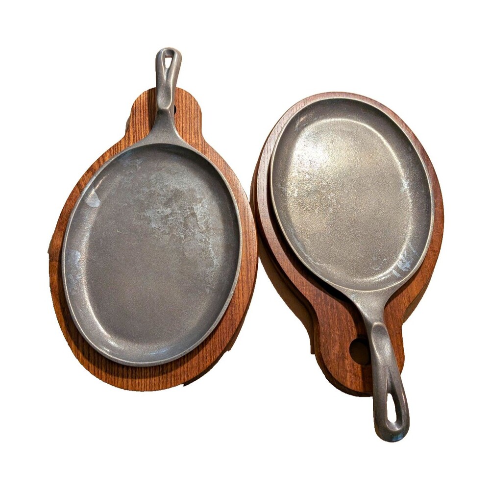Vintage Wilton Armetale Sizzle Platters/Fajitas Grill 2 Sets With Wood Trivets